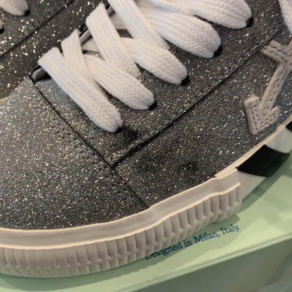 Off-White Sneakers - Picture 3 of 6